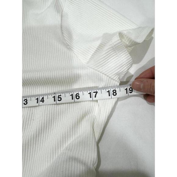 Hollister White Ribbed Ruched Sides Crewneck Cropped Baby Tee- Size Large - Picture 5 of 7